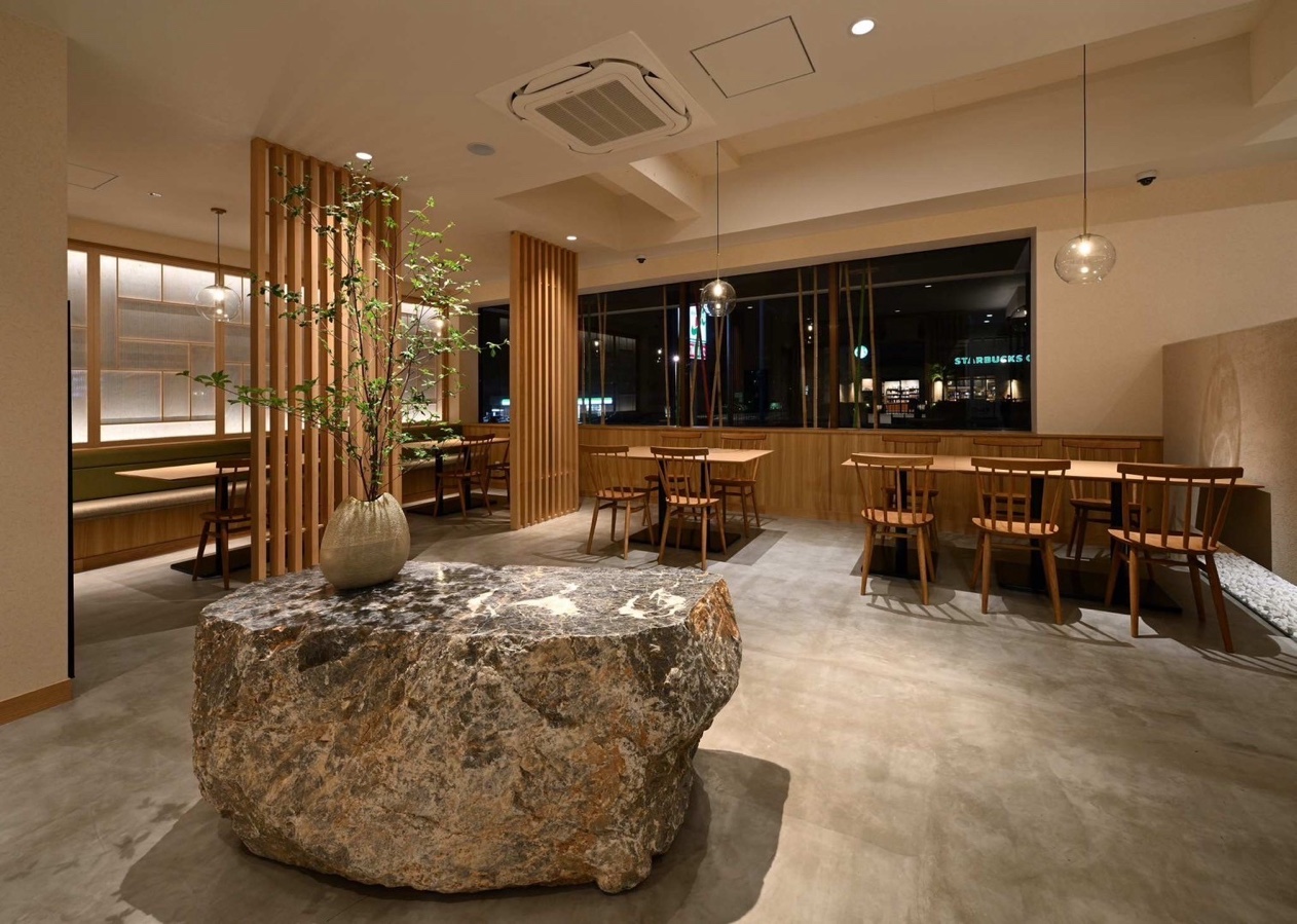 和さびや店内